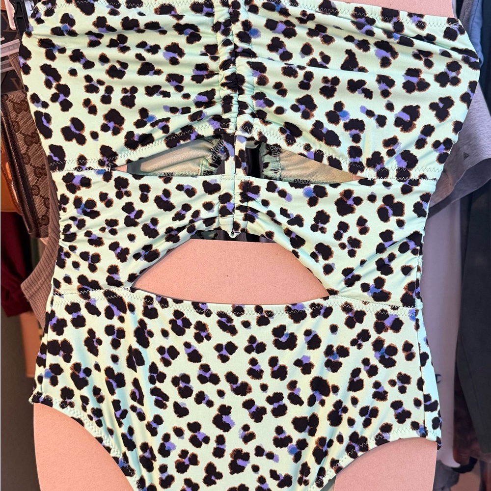 Leopard Print Cutout Swimsuit new no tags. Never worn